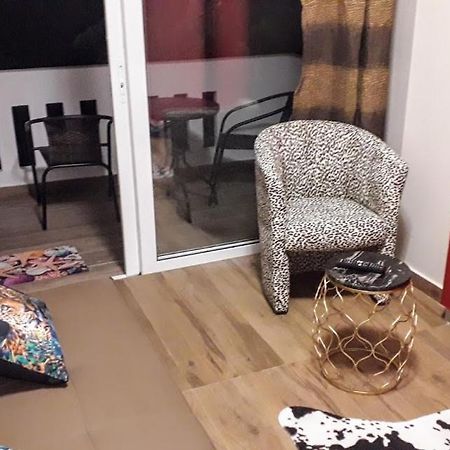 Tony Central Luxury Apartment 2 خانيا المظهر الخارجي الصورة